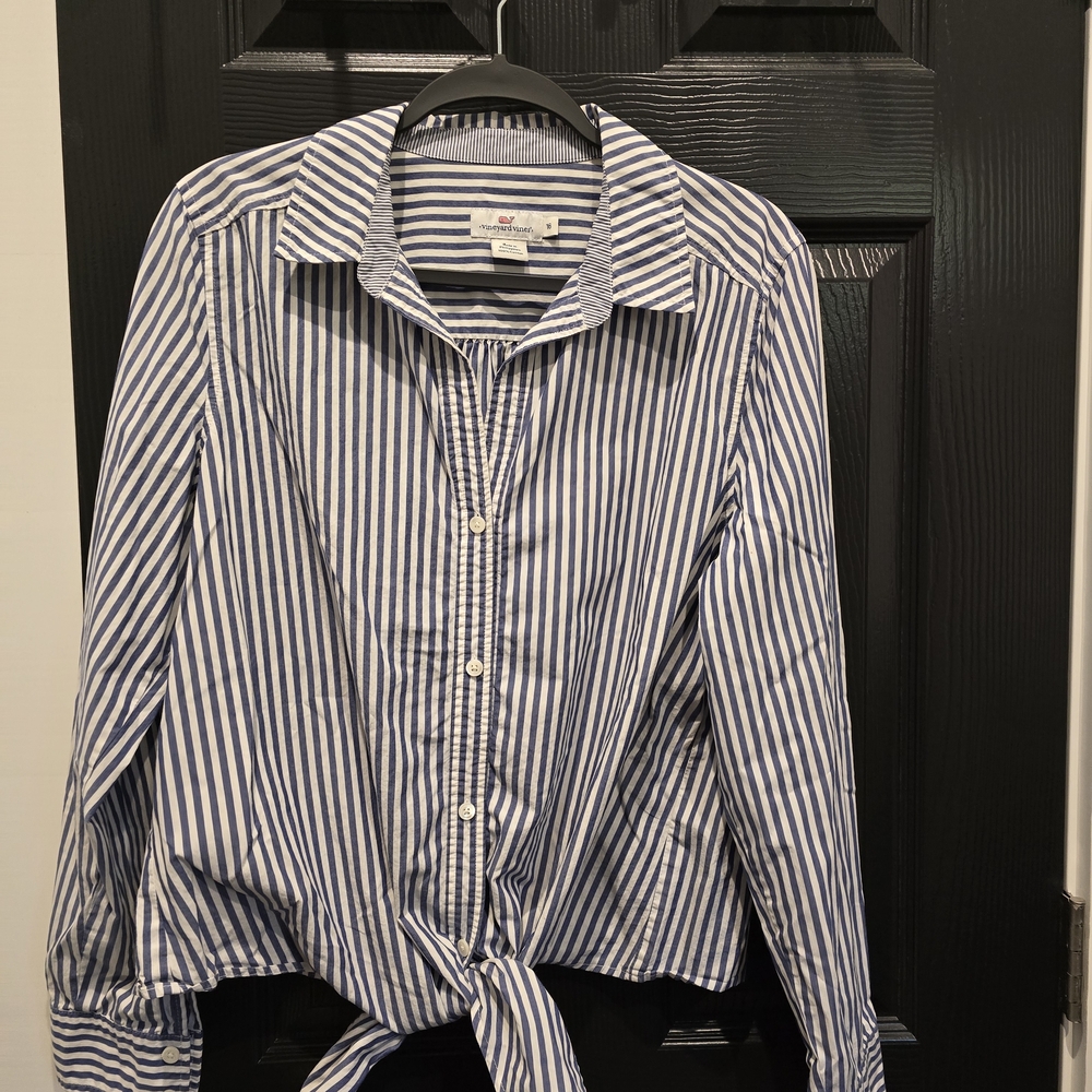 Vineyard Vines Navy and White Striped Button-Down Shirt